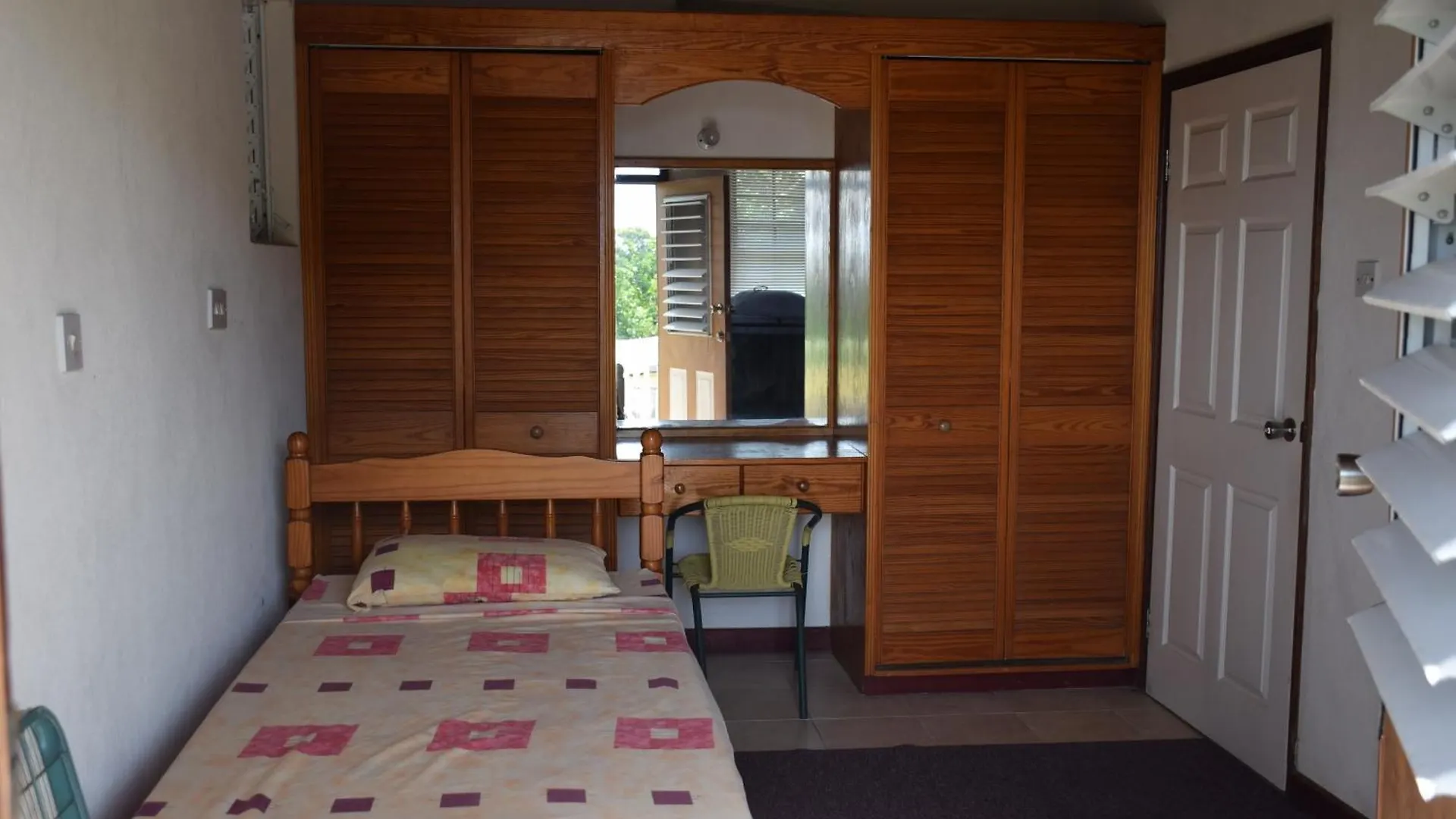 בית נופש Saint Thomas Eulen Villa 5Bedroom